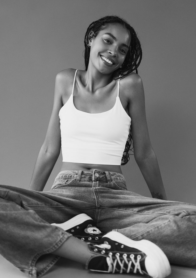 Zoë Okwell book photo