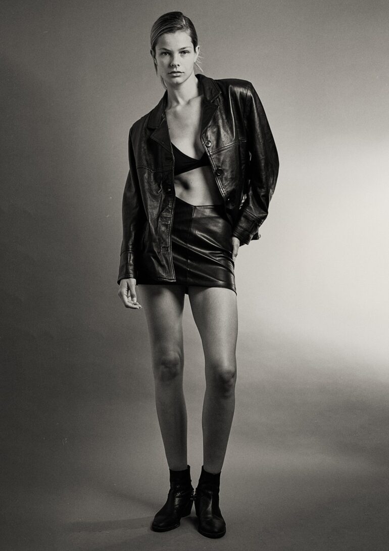 Jasmin Waltz book photo