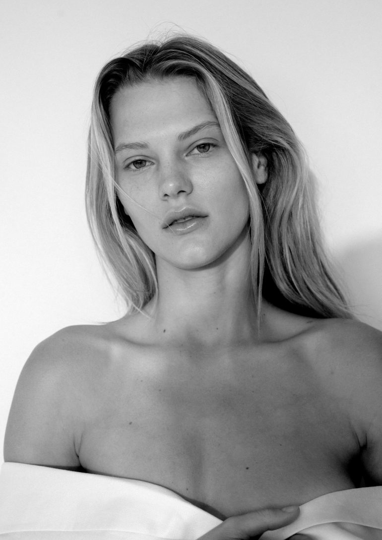 Vitalia Lautina book photo