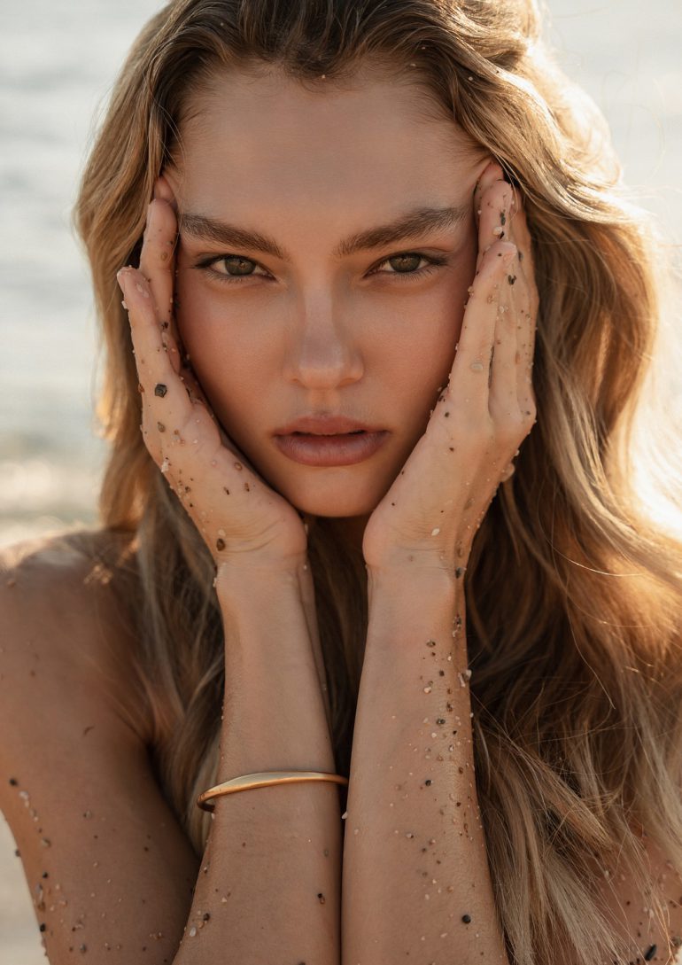 Sophie Miszewski book photo