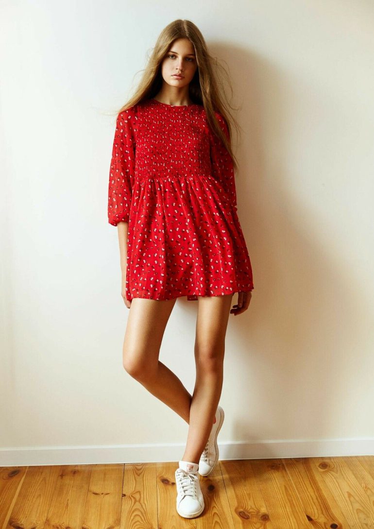 Yana Ryabega book photo