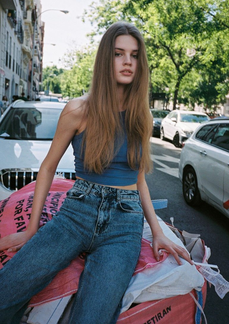 Yana Ryabega book photo