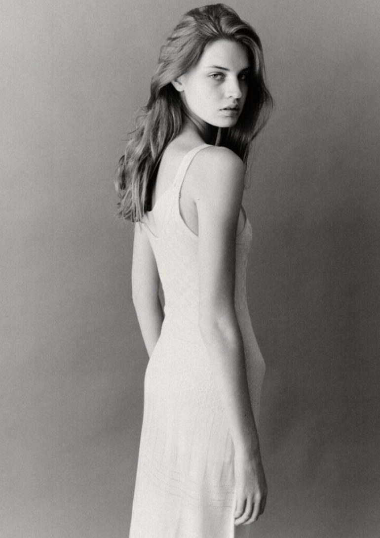 Yana Ryabega book photo