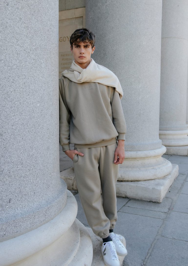 Diego Alvarez book photo