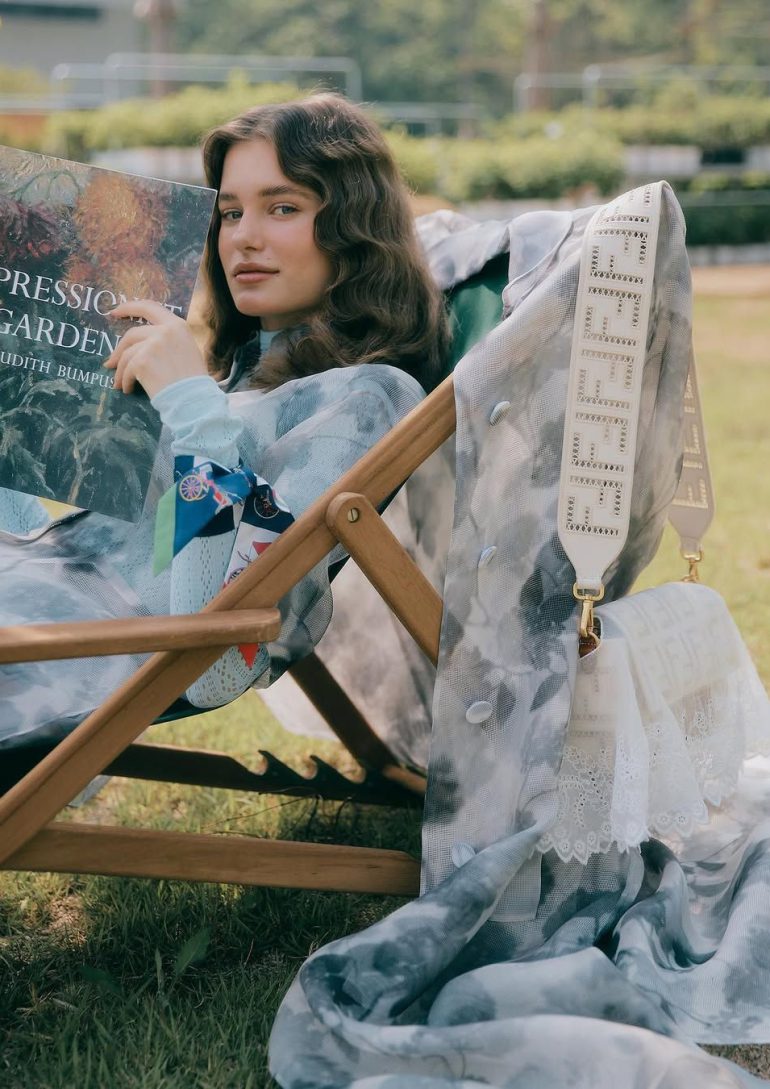 Taya Shpak book photo