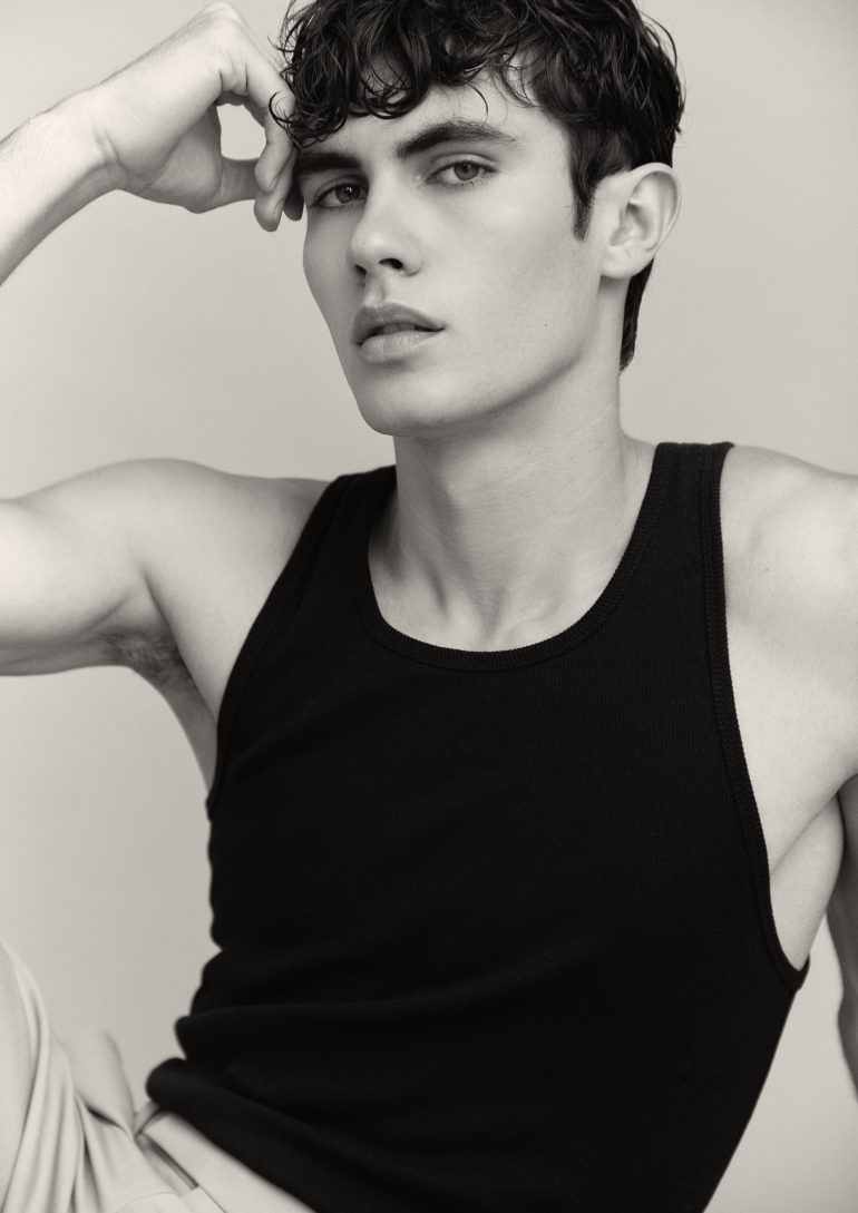 Diego Alvarez book photo