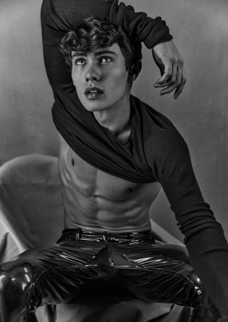 Diego Alvarez book photo