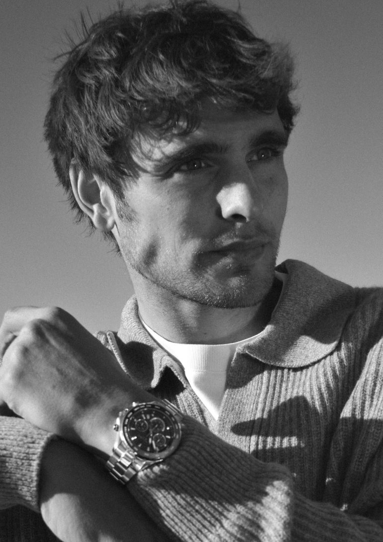 Antonio Lomar book photo