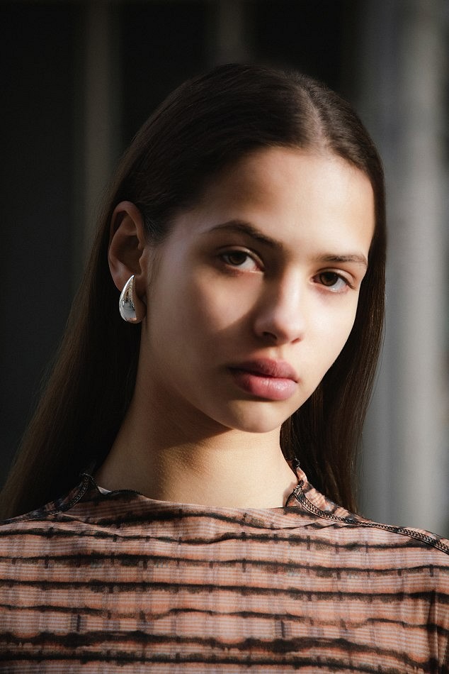 Enya Bamberger profile