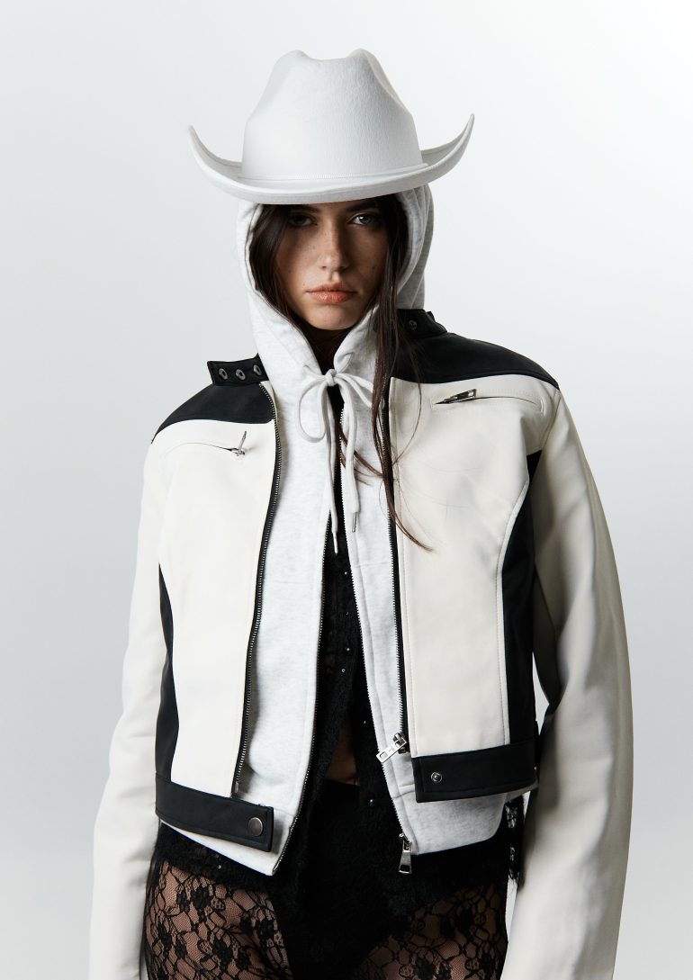 Nastya Petkoglo book photo