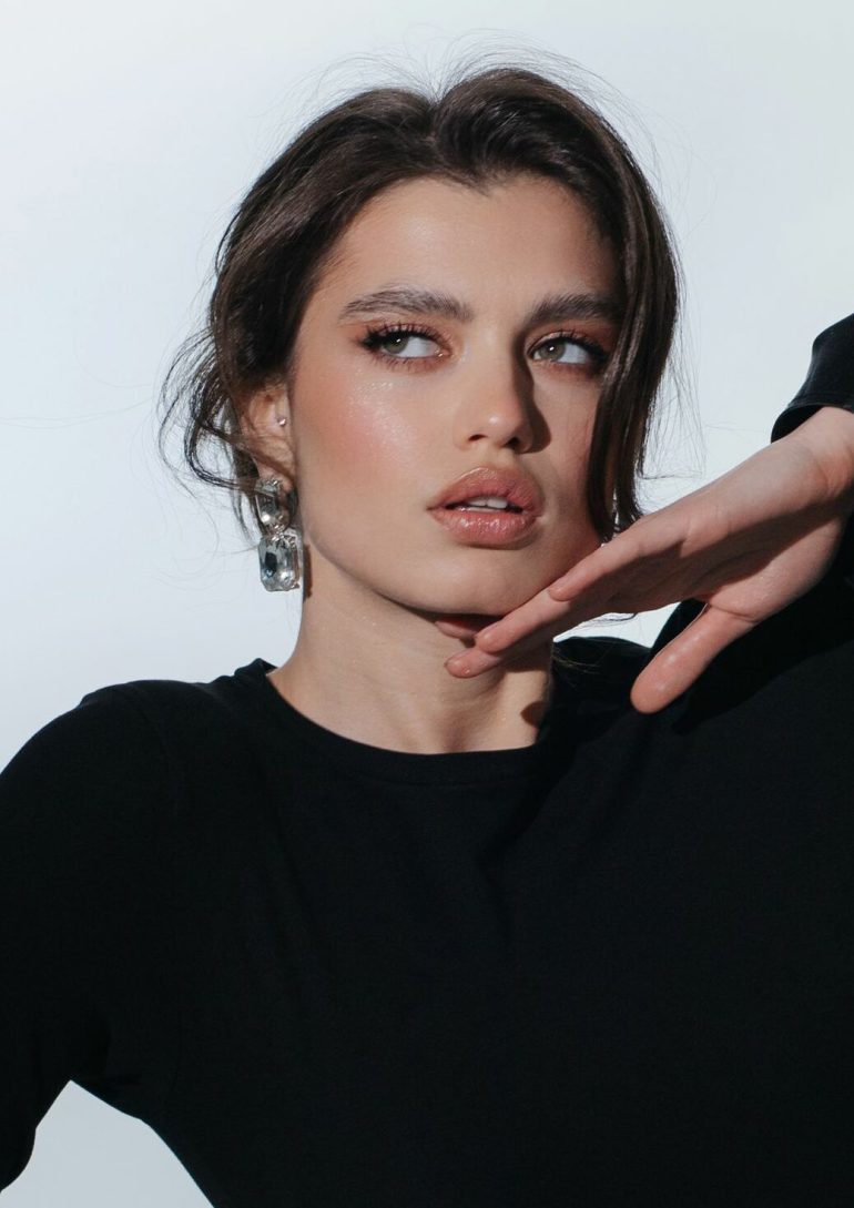 Jenia Konstantinova book photo