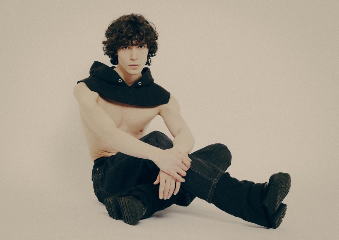 Anas Kalld book photo