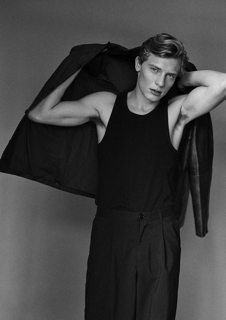 Malte Adrian book photo