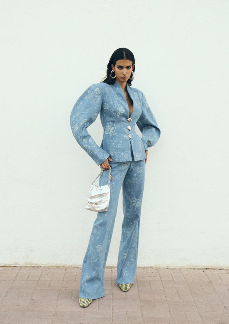 Alexandra Mangina book photo