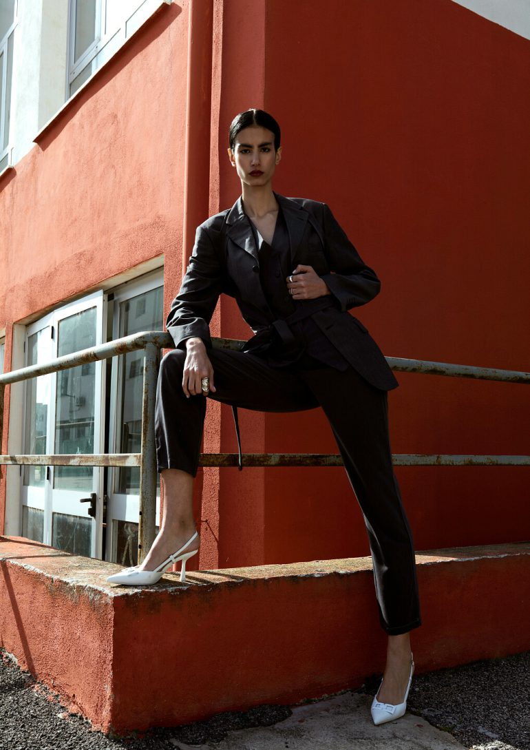 Alexandra Mangina book photo