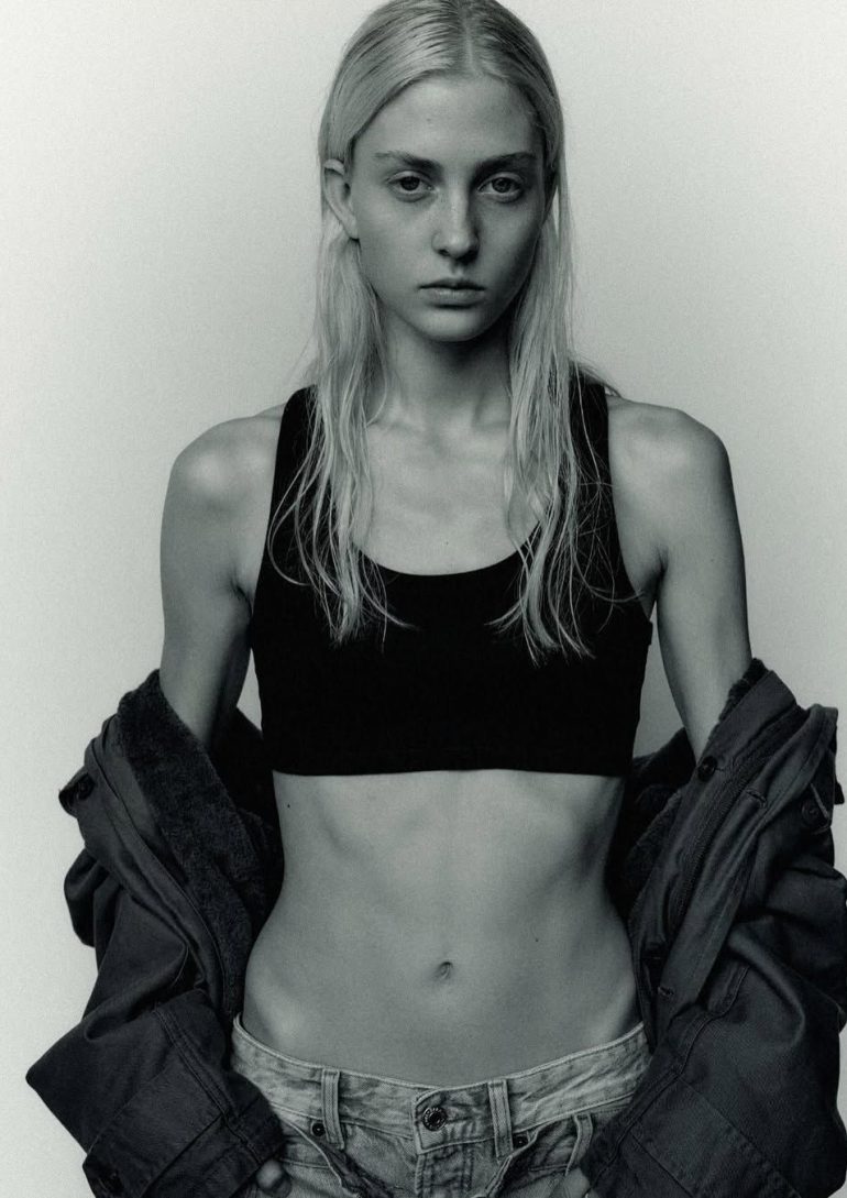 Zoe Piet book photo