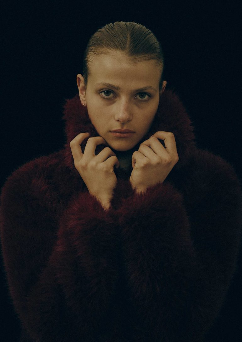 Lenja Mess book photo