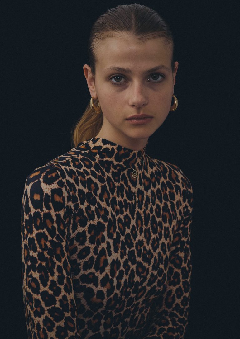 Lenja Mess book photo