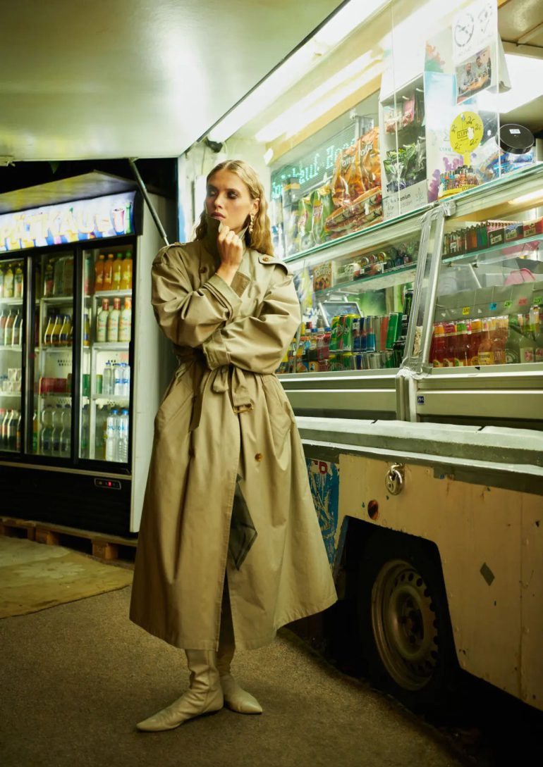 Sophie Zhuraviel book photo