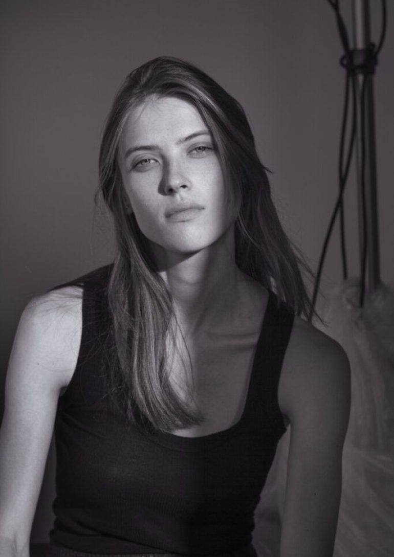 Sophie Zhuraviel book photo