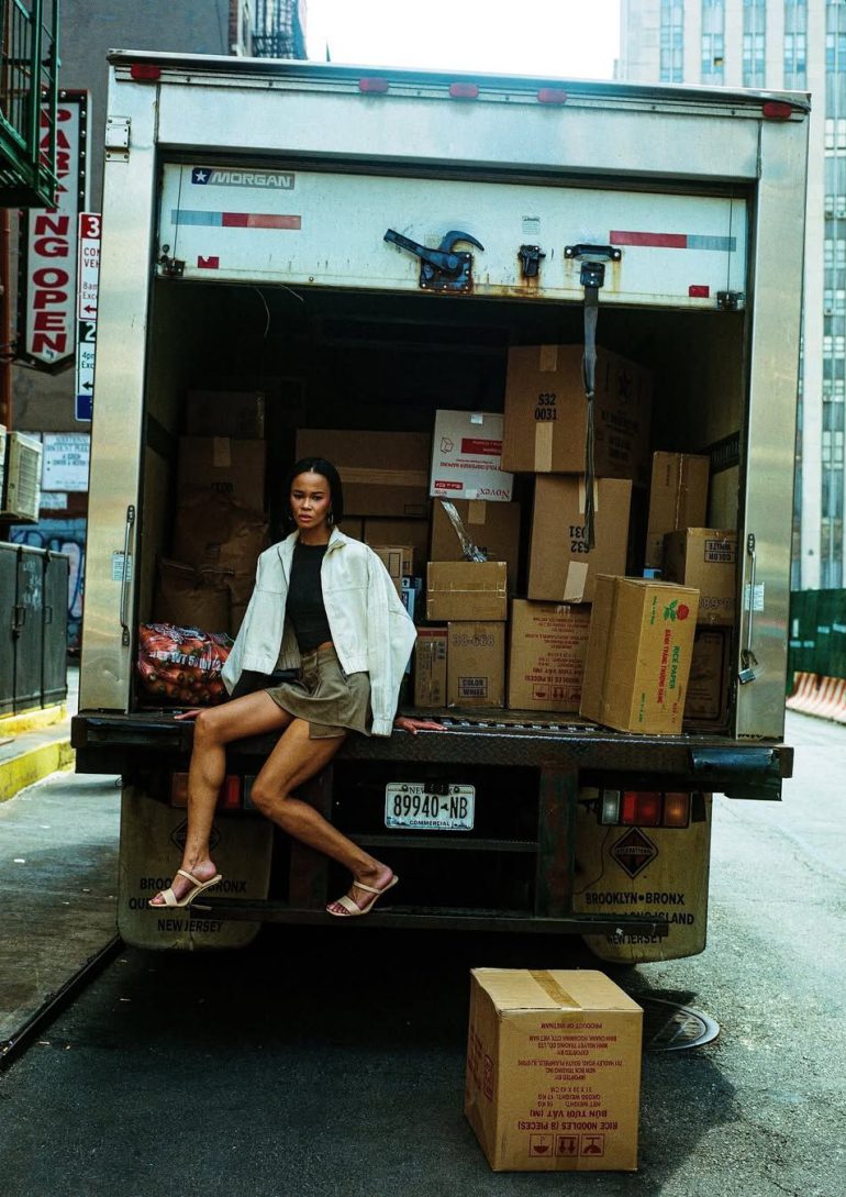 Sydney Holloway book photo