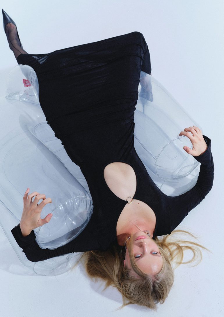 Eve Makarenko book photo