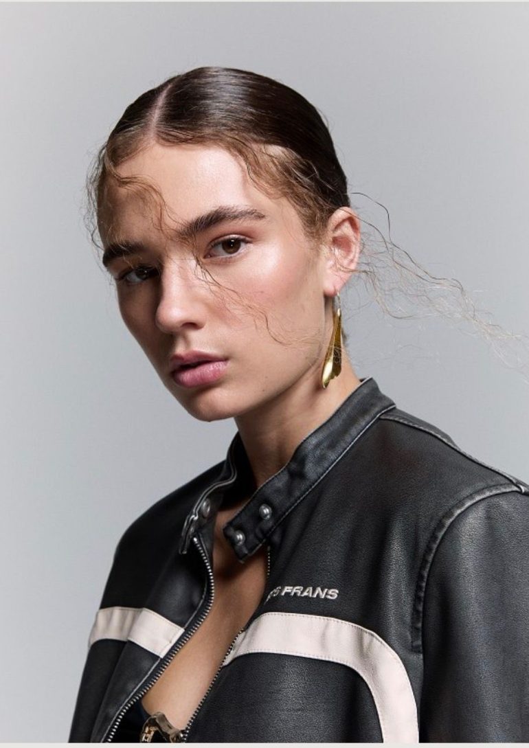 Lily Yeowart book photo
