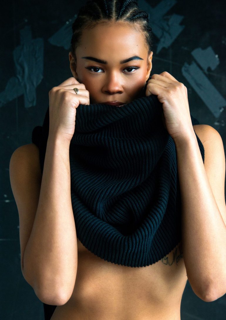 Sydney Holloway book photo