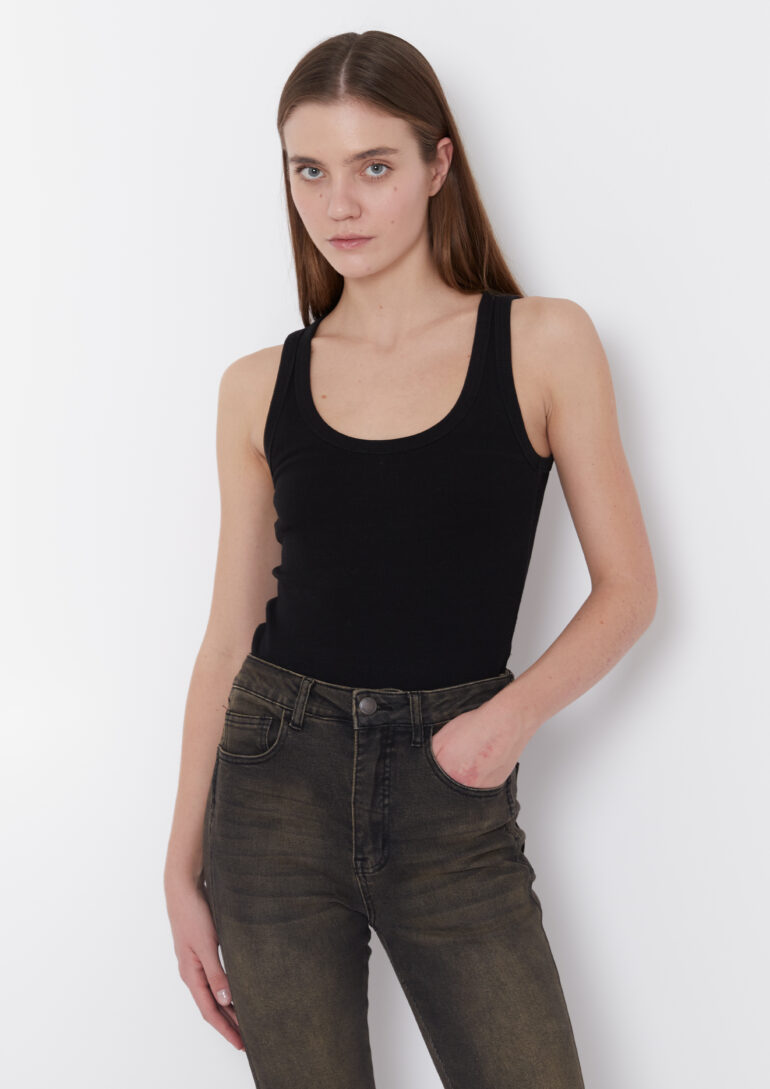 Maiia Vekhaeva polaroid photo