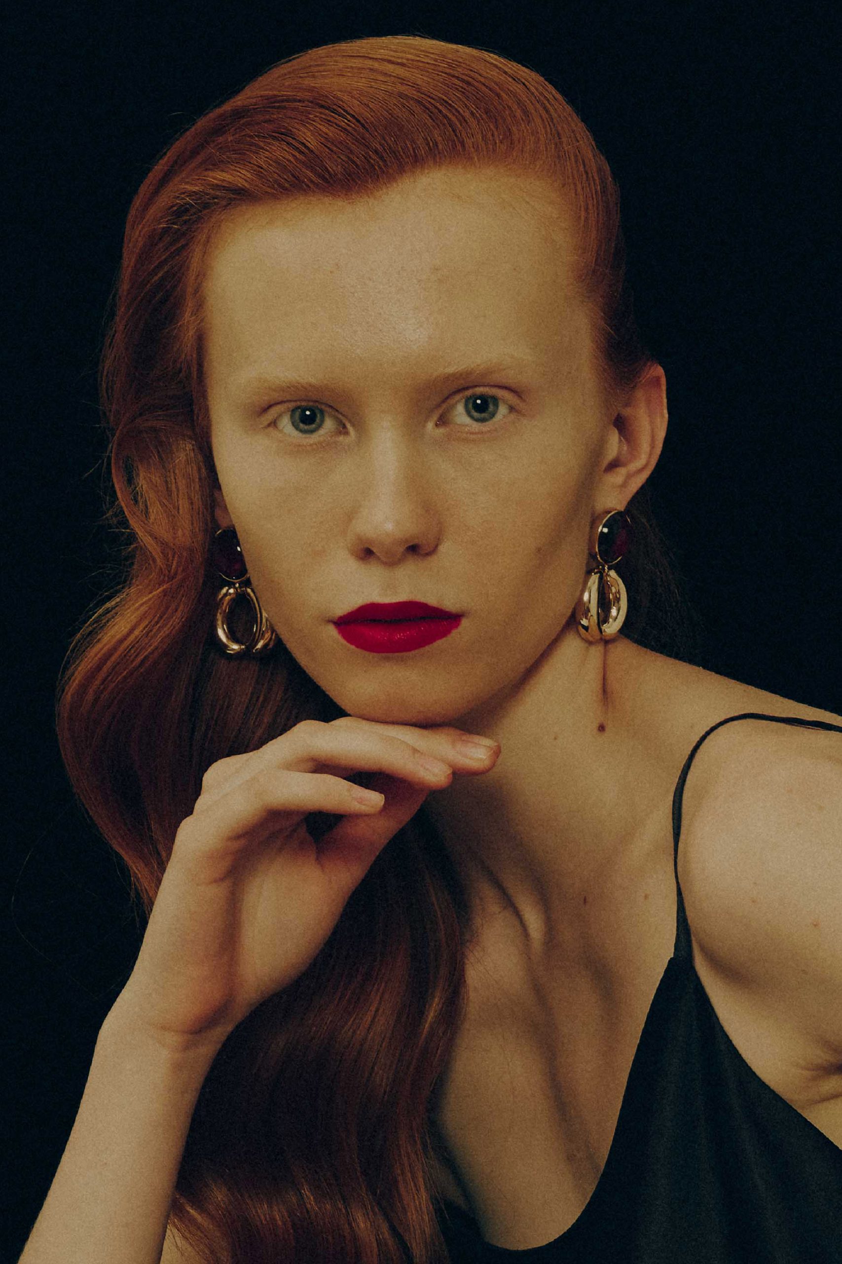Julija Skutelska profile