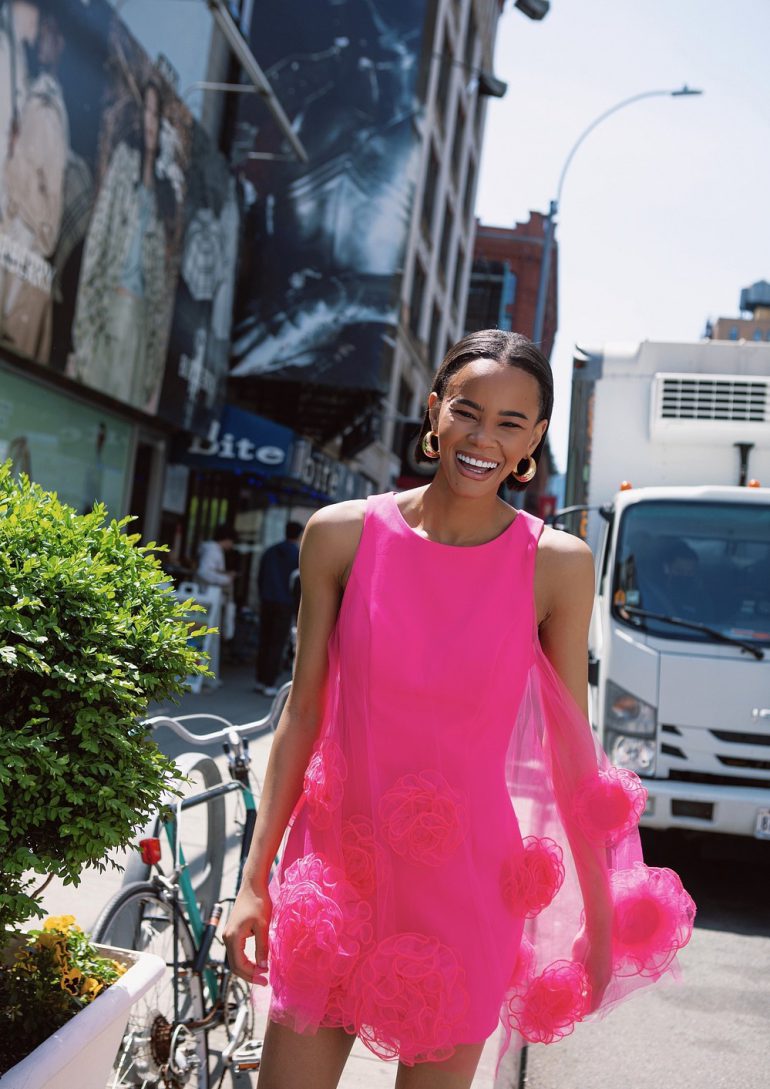 Sydney Holloway book photo