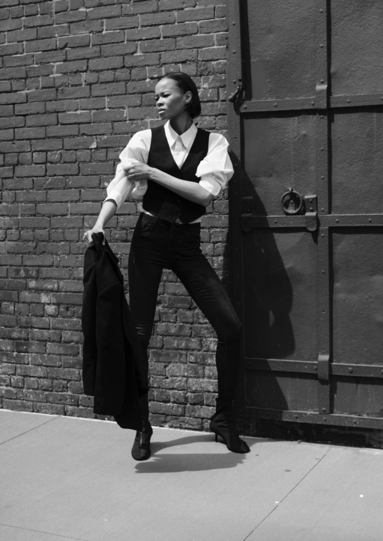 Sydney Holloway book photo