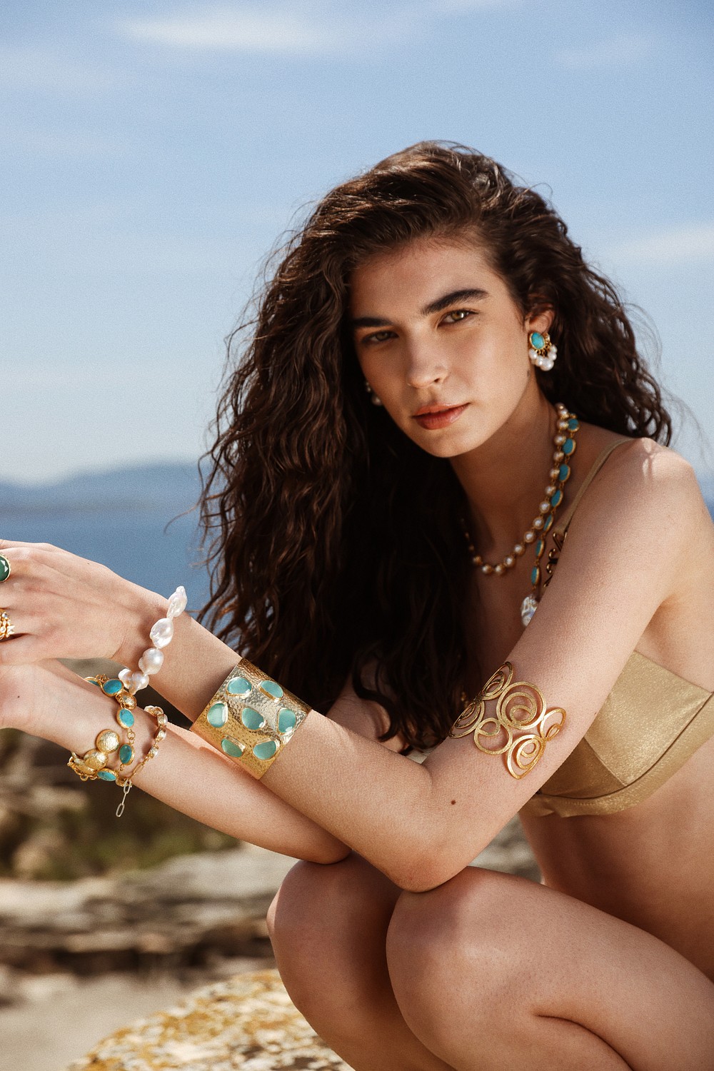 Panni Csorvasi for ARVN Jewellery news photo