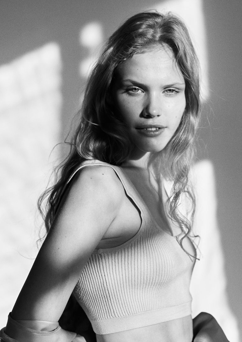 Maria Modina book photo