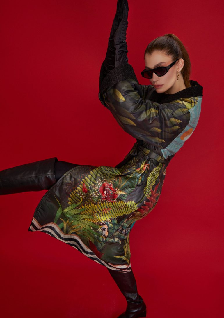 Zeynep Enhos book photo