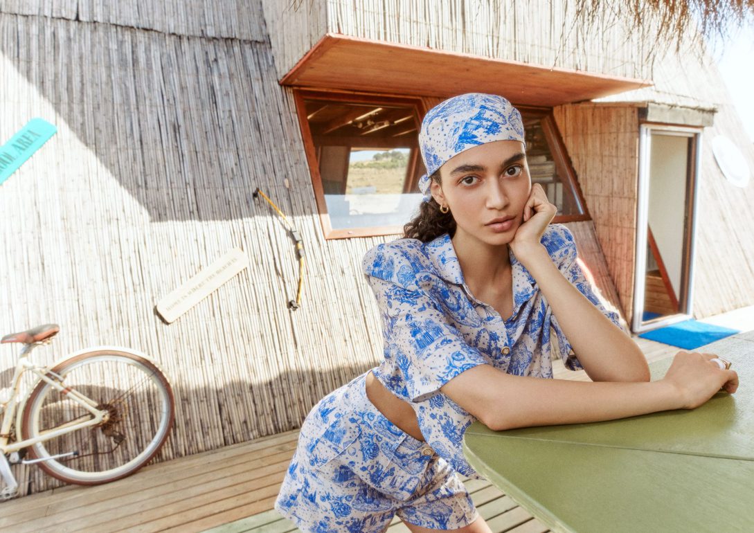 Özge Bilici book photo