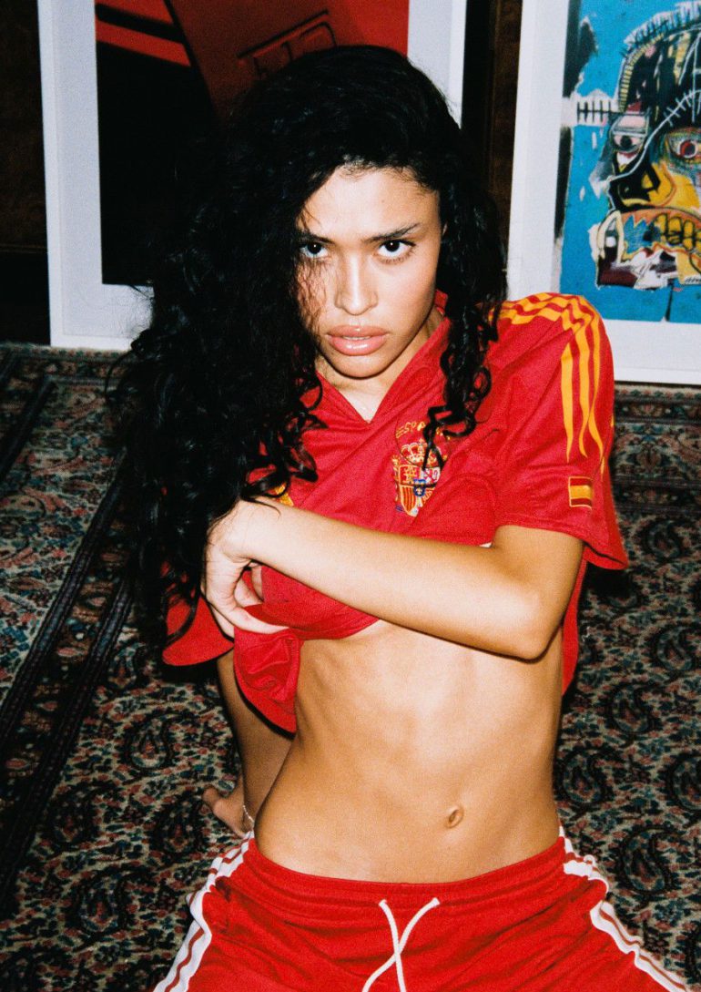 Alex Vara book photo