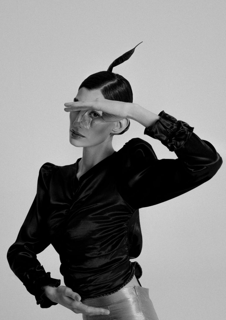 Zeynep Enhos book photo