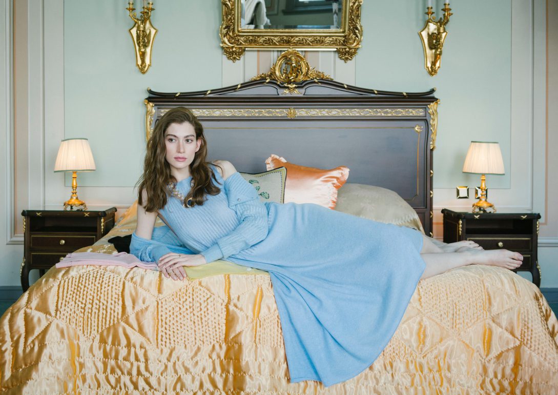 Zeynep Enhos book photo