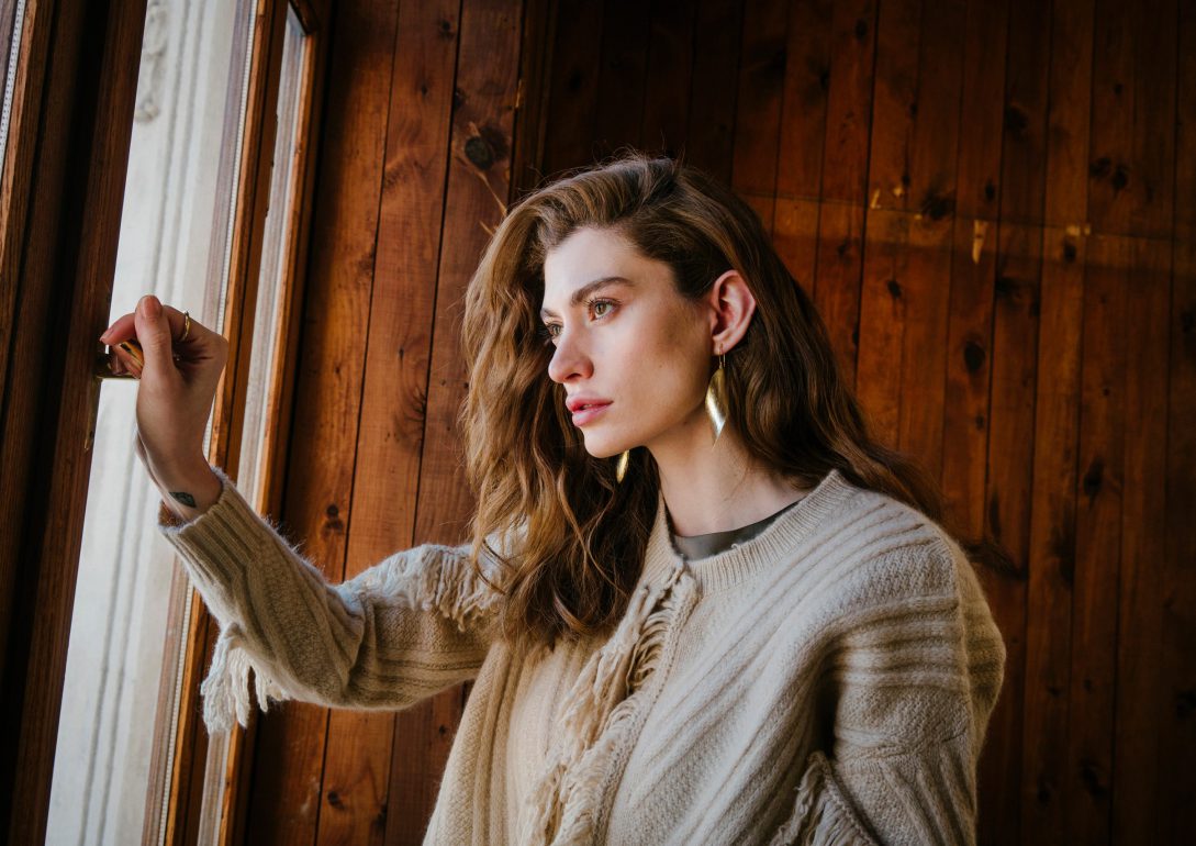 Zeynep Enhos book photo