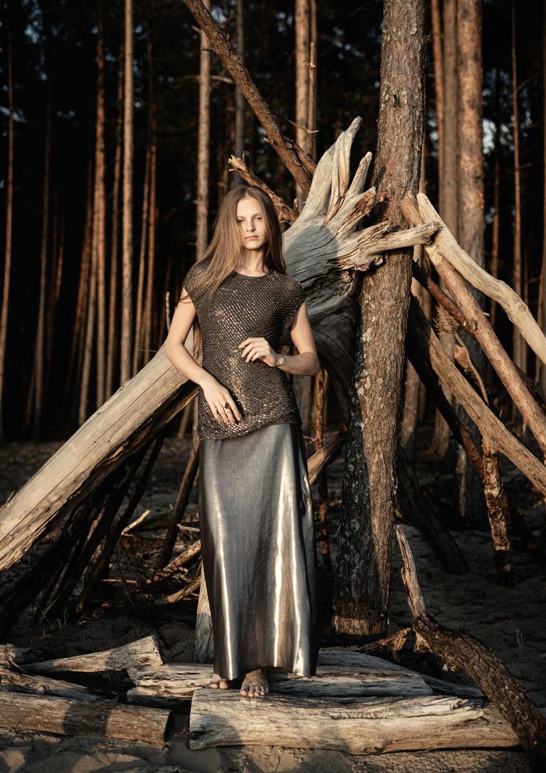 Ennija Admidina book photo