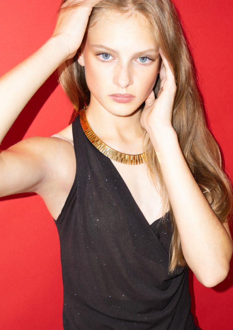 Ennija Admidina book photo
