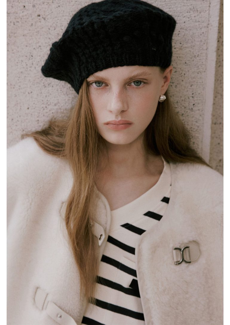 Ennija Admidina book photo