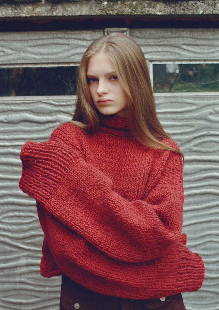 Ennija Admidina book photo