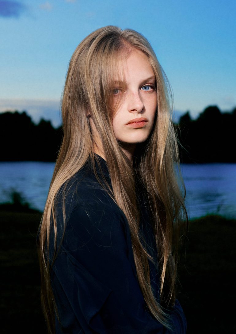 Ennija Admidina book photo