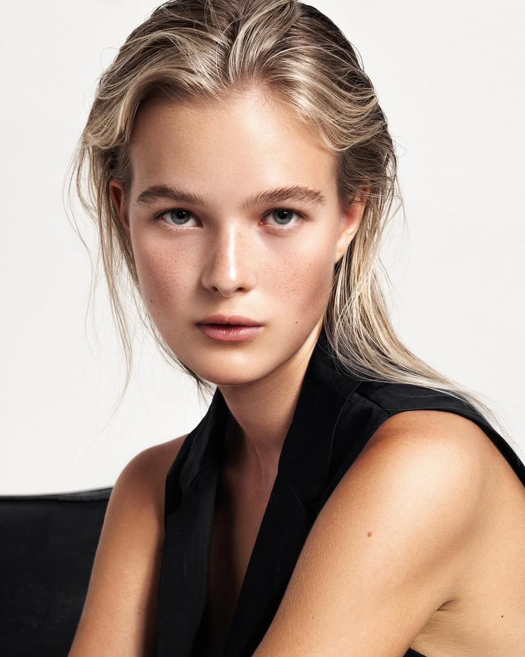 Alina Zyrianova profile