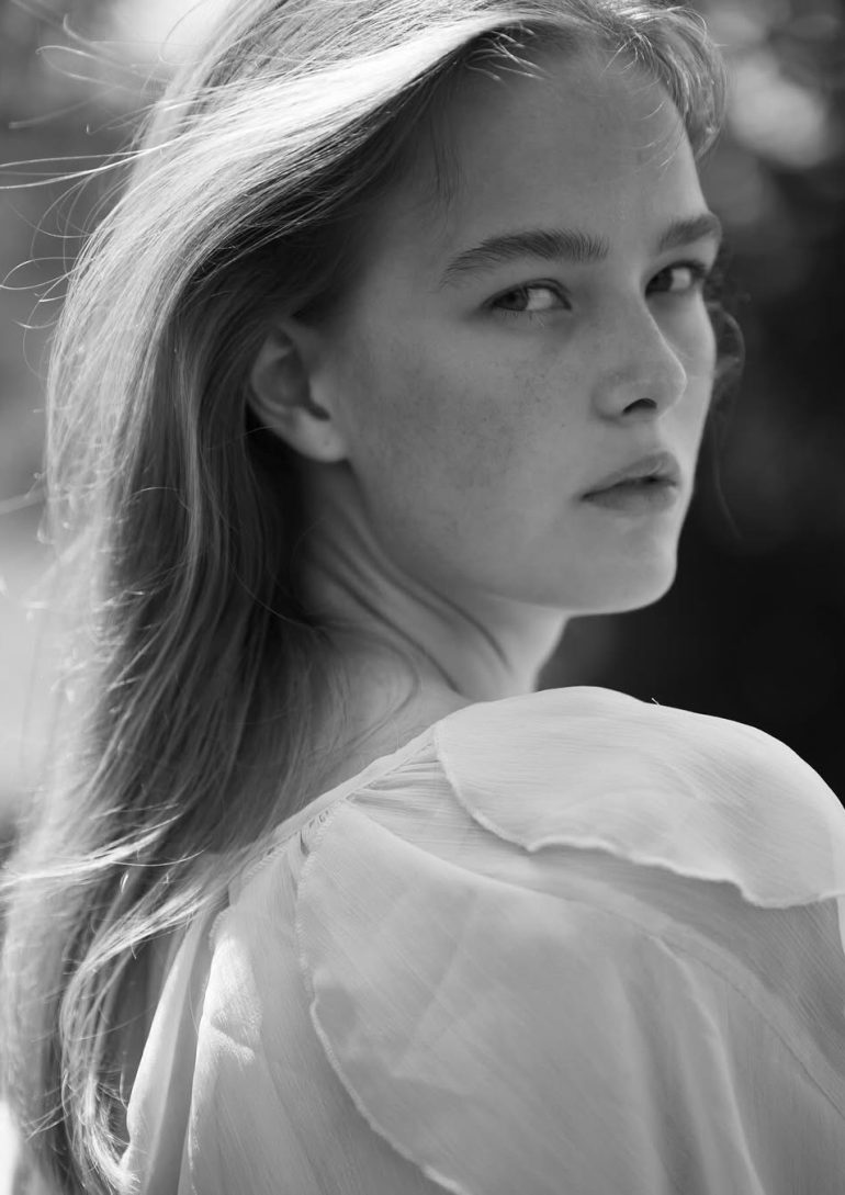 Alina Zyrianova book photo