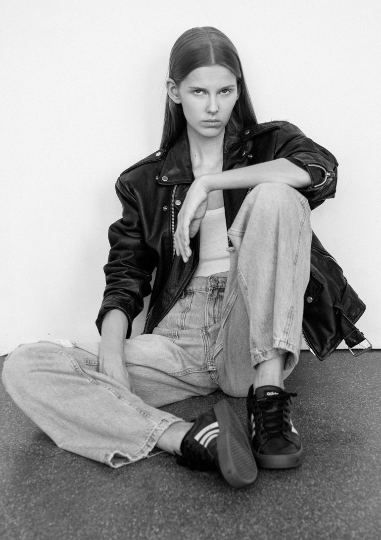 Pinja Sutinen book photo