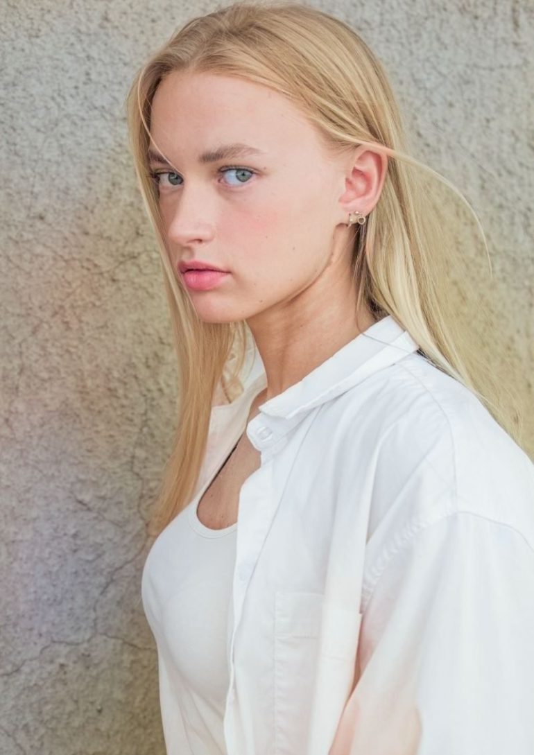 Ksenija Frolova book photo