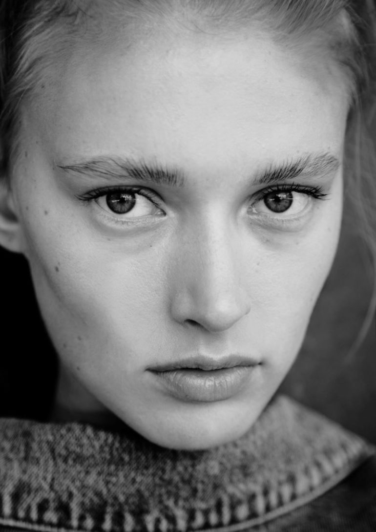 Ksenija Frolova book photo